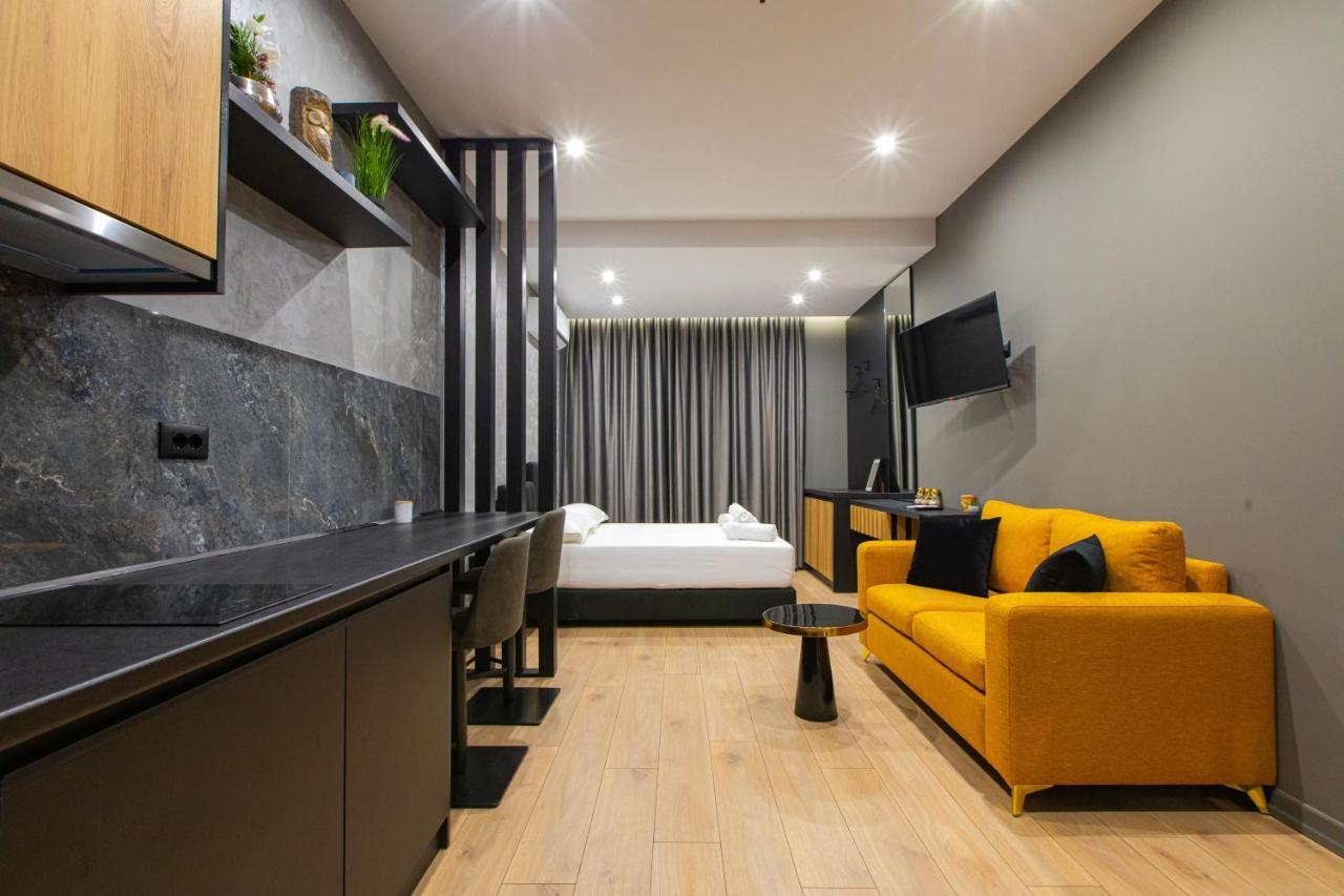 Dea'S Apartaments Tirana Exterior photo